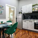 Duomo Luxury Apartment In City Center